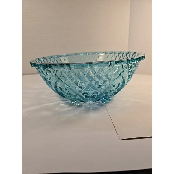 Vtg KIG Malaysia Aquamarine Pressed Glass Footed Serving Bowl Fleur De‎ Lis Rose - Picture 4 of 9